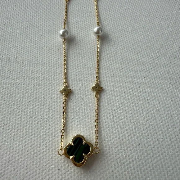Pearl Clover Necklace Sterling Silver 925 Gold plated - Picture 7 of 12